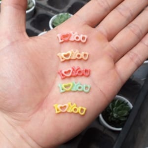 Phụ kiện chữ I Love You