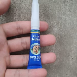 Keo dán cây và rêu thủy sinh Instant Glu